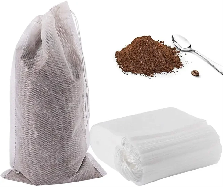 Sachet de thé infusé à froid avec filtre à café non tissé
